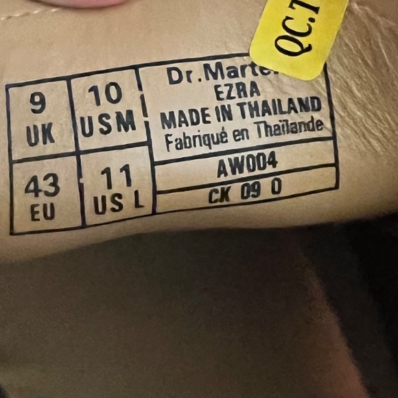 Dr. martens EZRA main image 4